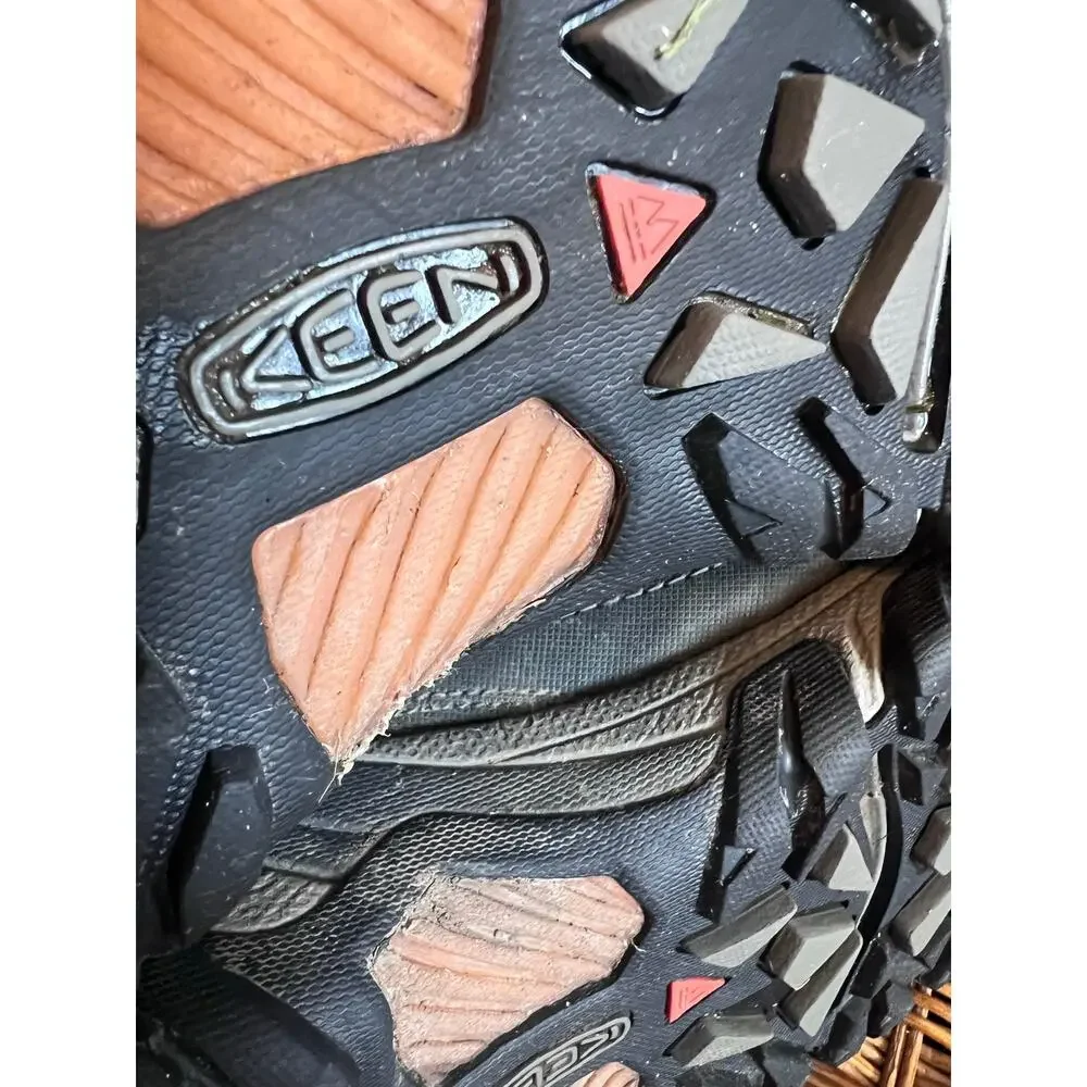 Keen Mens Sz 12 Targhee III Waterproof Mid Hiking Boot Dry Waterproof Trail Grip